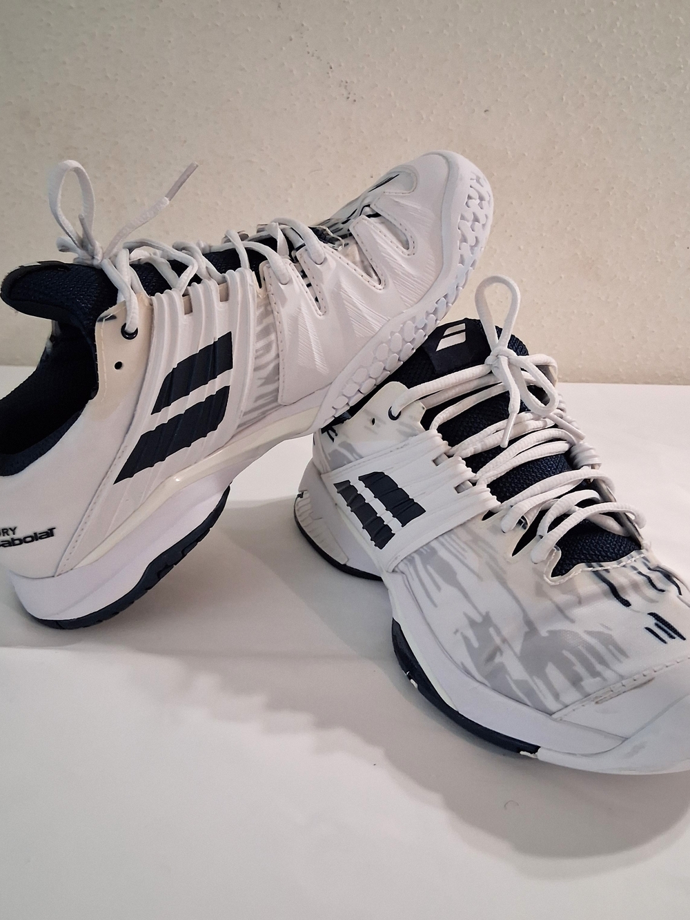 Babolat Men's White & Navy Court Tennis Shoes